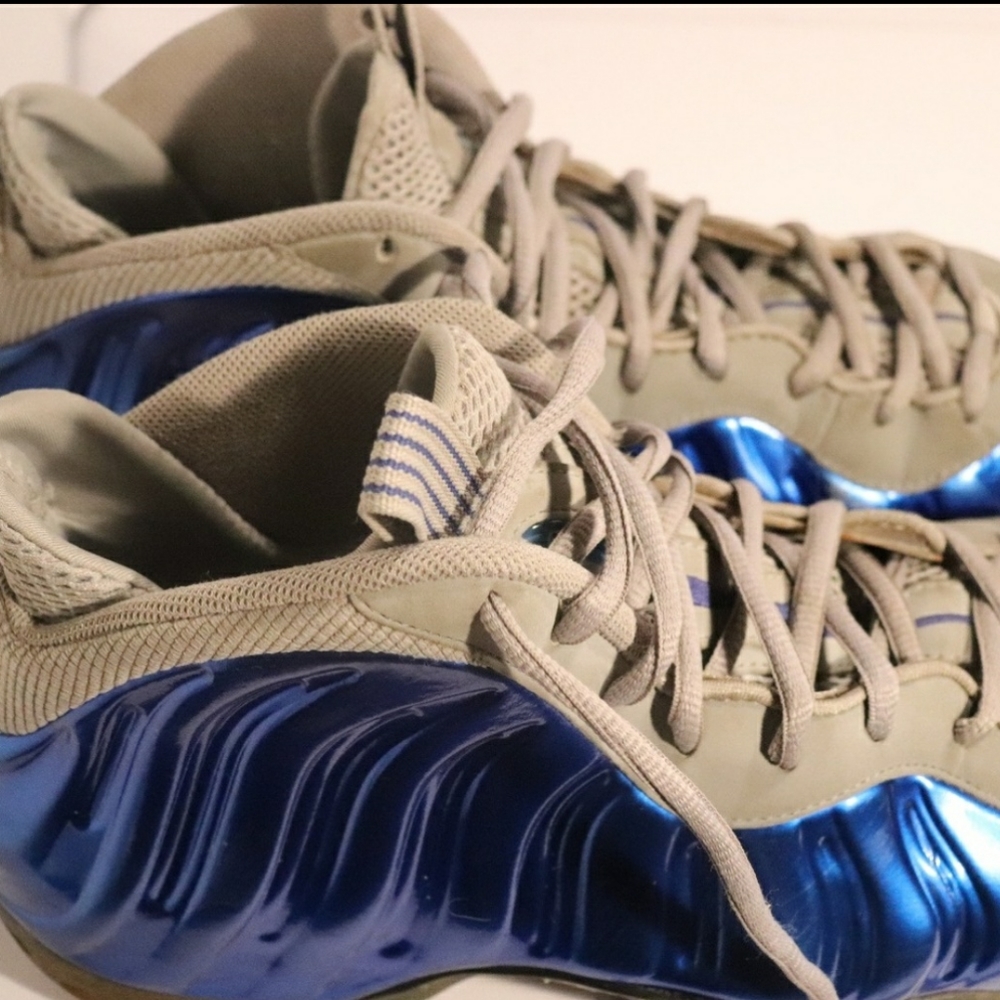 Nike foam posite one metallic royal blue